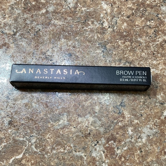 ANASTASIA Beverly Hills Brow Pen Caramel - Picture 1 of 3
